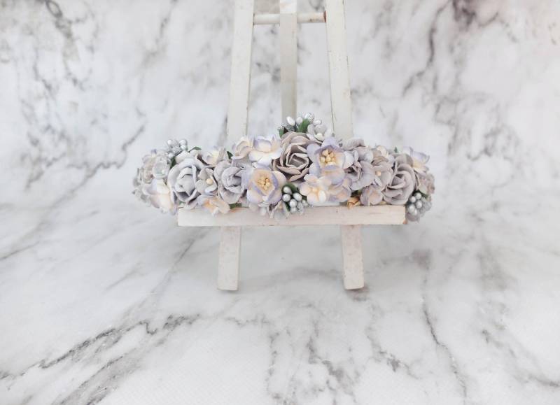 Silber Graue Blumen Hochzeitskrone Braut Haarkranz von musefleur
