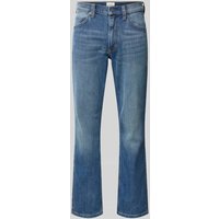Mustang Straight Fit Jeans mit Label-Patch Modell 'TRAMPER' in Jeansblau, Größe 36/36 von mustang