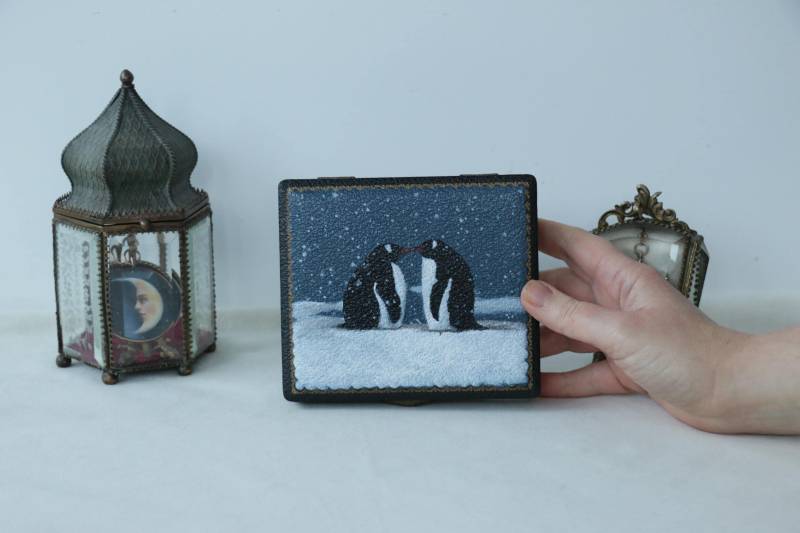 Antike Schmuckschatulle Mit Pinguinmalerei Von Irene Owens von mvcgems