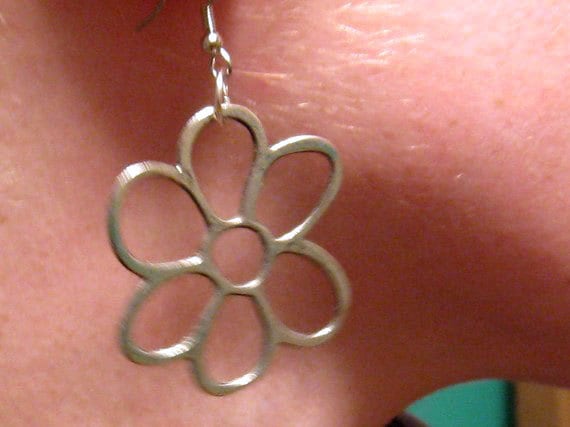 Blumen Ohrringe, Große Silber Hoop Gold Oder von mwhitejewelry