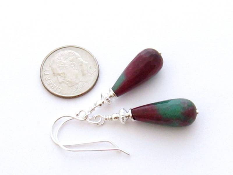 Teal Und Rubin Ohrringe, Natürlicher in Zoisit Facettierte Edelstsone Sterling Silber Edelstein Ohrringe von mwhitejewelry
