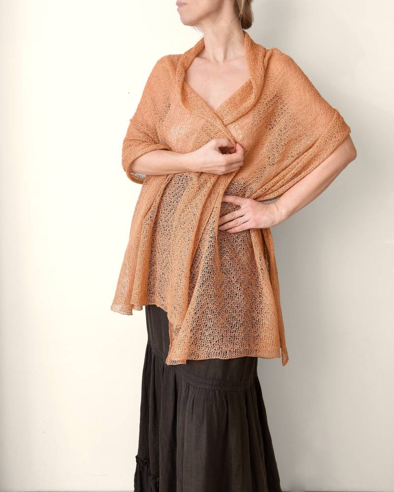 Gestrickte Leinenstola Wrap Solar Orange Spitze Schal von myBlueMeadow