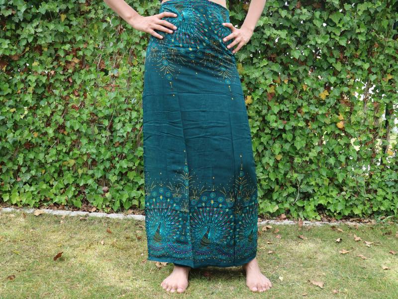 Dunkel Grüner Strandrock Mit Pfauenmuster - Wickelrock Schnürrock Sarong Pareo Sommerrock Baderock Hippie Bohorock Maxirock Hüfttuch Viskose von myMANAM