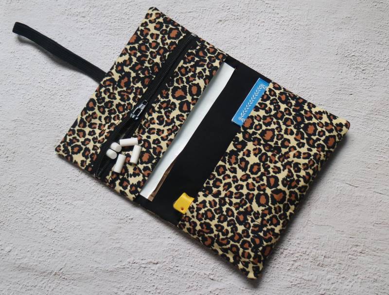 Hell Beiger Tabakbeutel Leopardenmuster Hellbeige Mit Gummiband von myMANAM