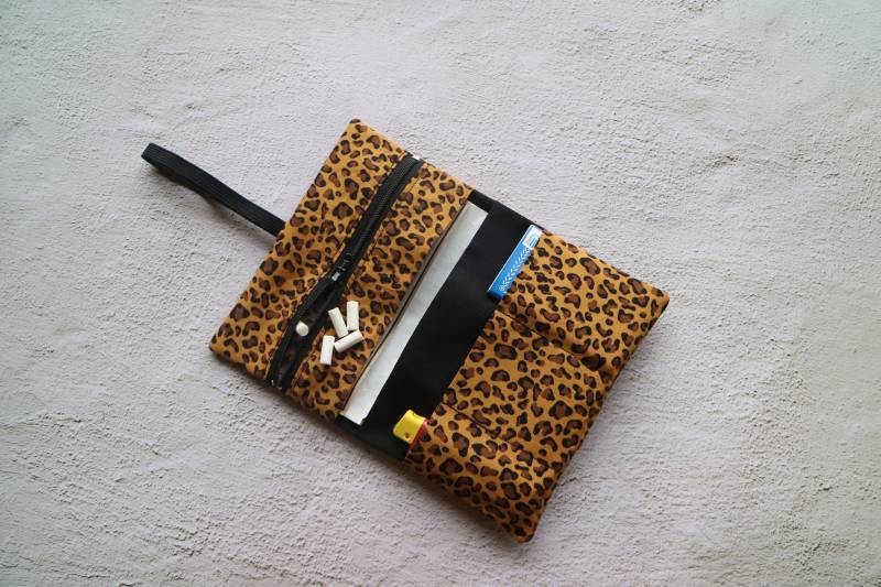 Tabakbeutel Braunes Leopardenmuster Mit Gummiband von myMANAM