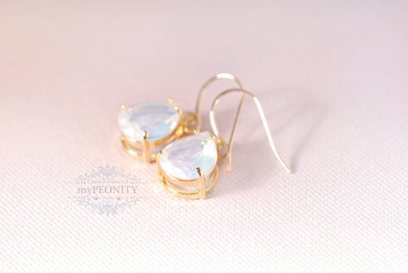 Kristall Tropfen Ohrringe, Freizeit Business Style Schmuck, Elegante Gold Brautschmuck, Set, Kurze Hängeohrringe, 2 Farben, To076 Kristall Tropfen Ohrringe, Freizeit Business Style Schmuck, Elegante Gold Brautschmuck, Set, Kurze Hängeohrringe, 2 Farben, To076 von myPEONITY