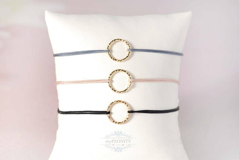 Infinity Love Circle, Zierliches Freundschaftsband, Unendlichkeitszeichen, Schmuck Liebe Freundschaft, Unendlich Ring, Brautjungfern, Fr055 Infinity Love Circle, Zierliches Freundschaftsband, Unendlichkeitszeichen, Schmuck Liebe Freundschaft, Unendlich Ring, Brautjungfern, Fr055 von myPEONITY