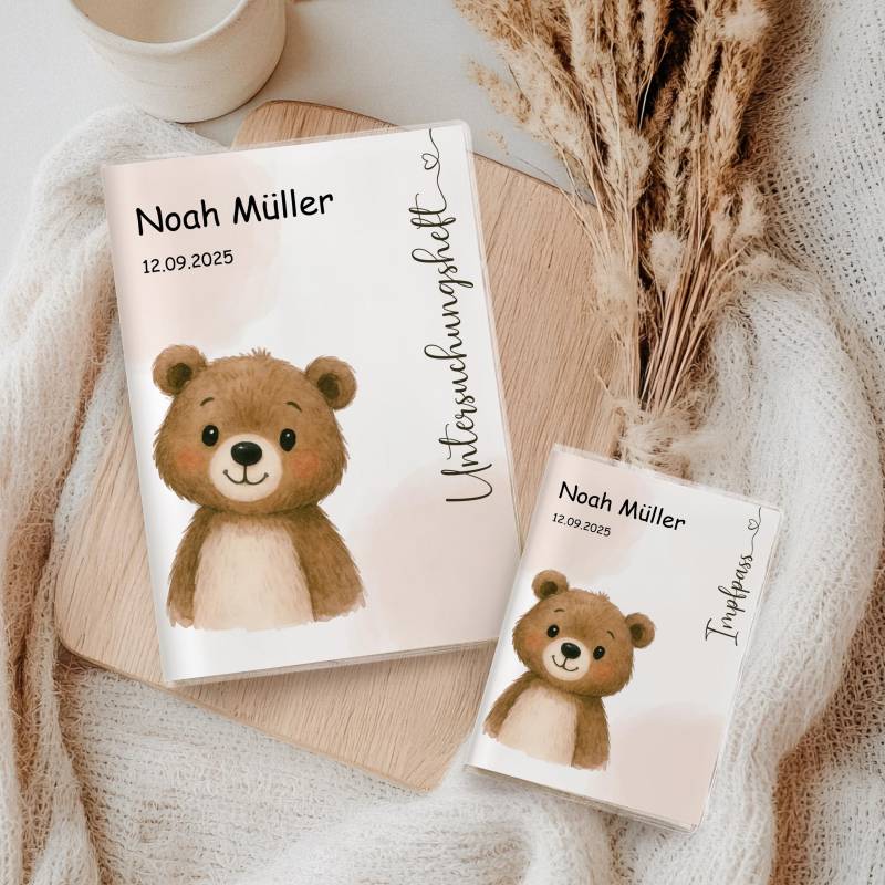 U Heft Hülle & Impfpass Personalisiert Bär Aquarell | Baby Geschenk Zur Geburt Waldtier Design Set Oder Einzeln Wählbar von myPrintyDE