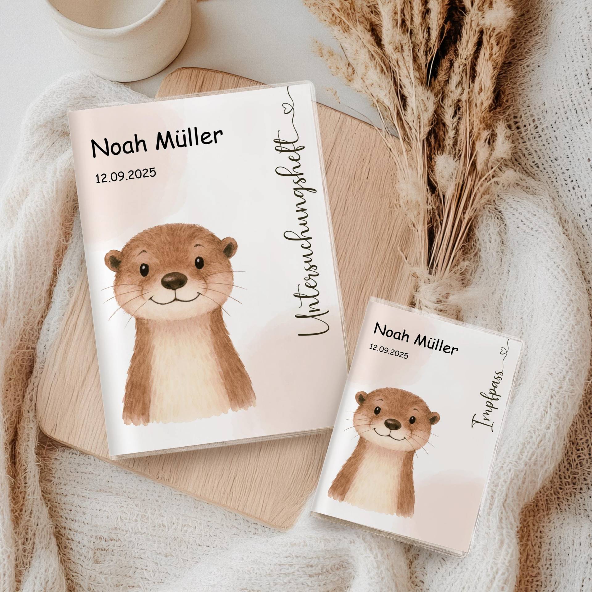 U Heft Hülle & Impfpass Personalisiert Otter Aquarell | Baby Geschenk Zur Geburt Set Oder Einzeln Wählbar Mit Zusatzfach von myPrintyDE