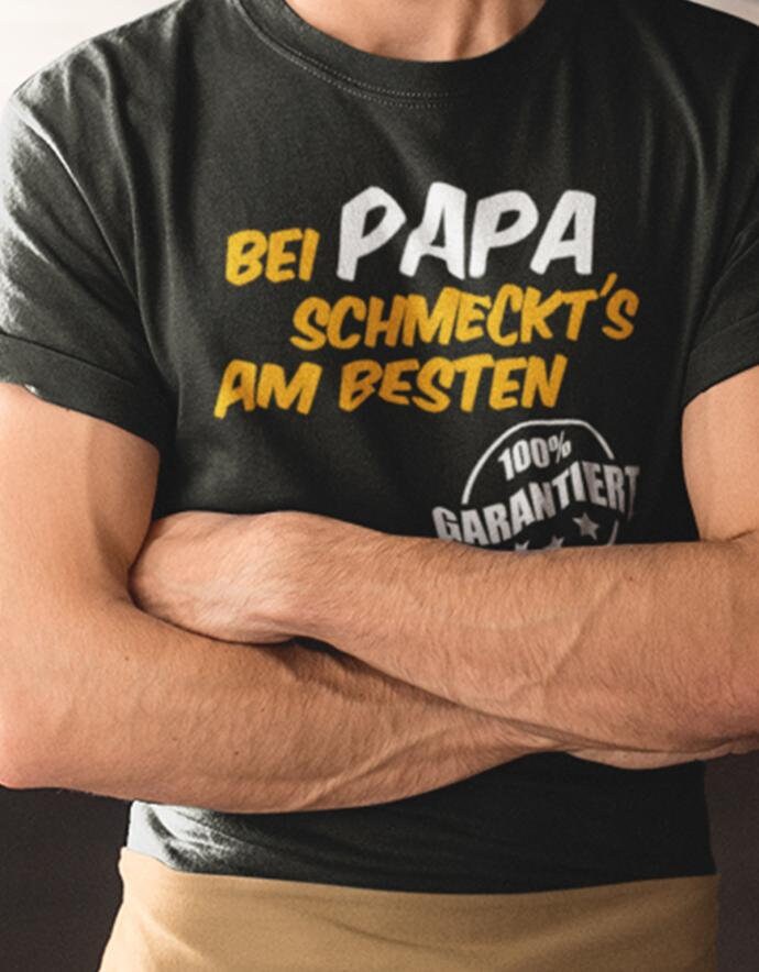 Papa Shirt - Bei Schmeckts Am Besten Garantiert Grillen T-Shirt Lustig Geschenkidee Für von myShirtStore