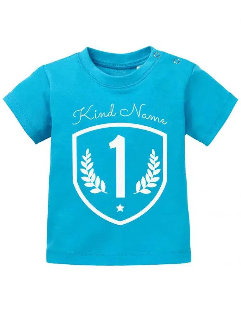 Wappen Eins - Erster Geburtstag Personalisiert Mit Name Baby 1. Shirt von myShirtStore