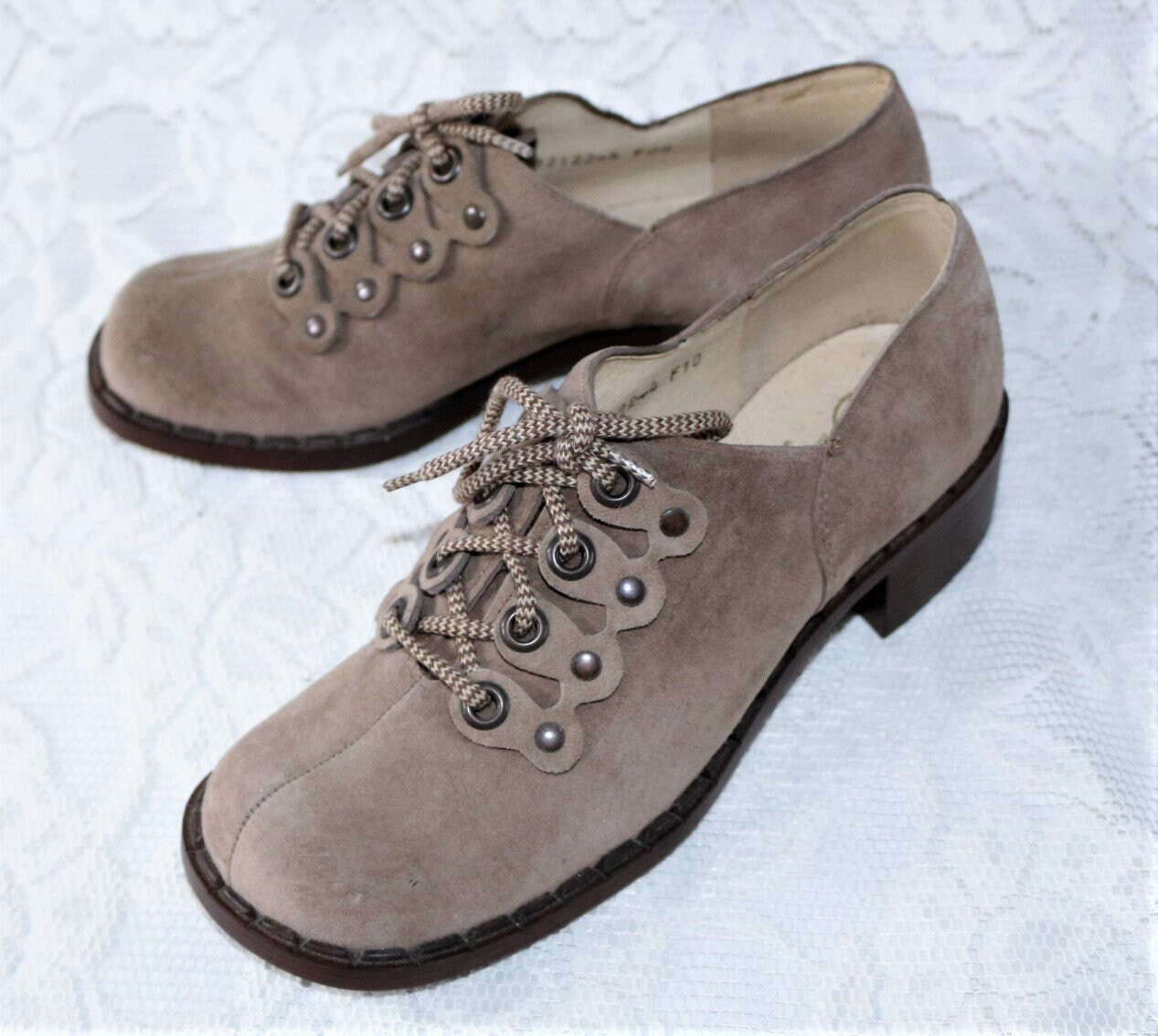 70Er Schuhe Leder Eu/De Gr. 36 Salamander Schnürschuhe Wildleder Trachtenschuhe Halbschuhe Neuwertig Schnürer von myVINTAGEsoulandpain