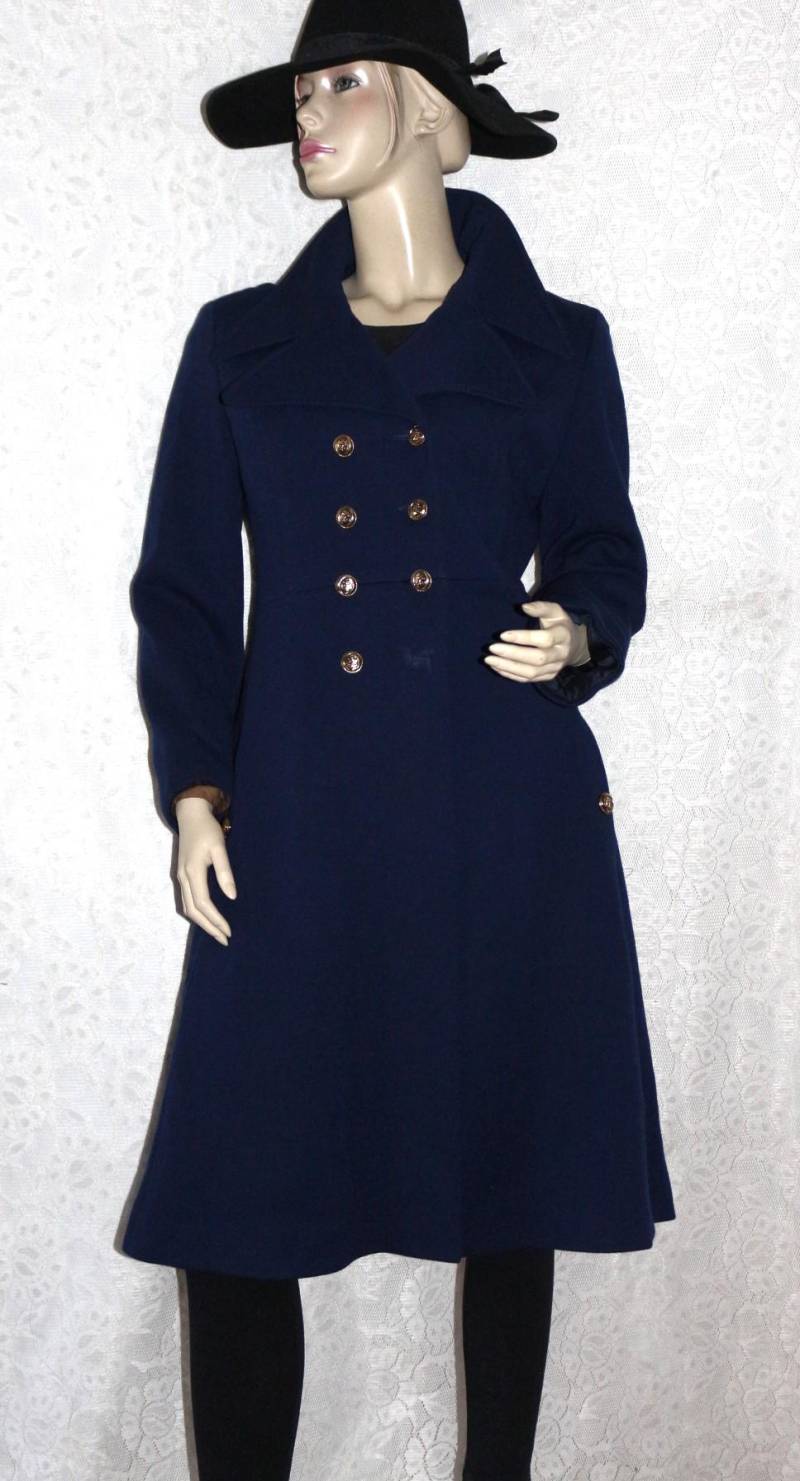 70Er Wollmantel Eu/De Gr. 38 40 True Vintage Unten Ausgestellt Gr. Kragen Goldene Knöpfe von myVINTAGEsoulandpain