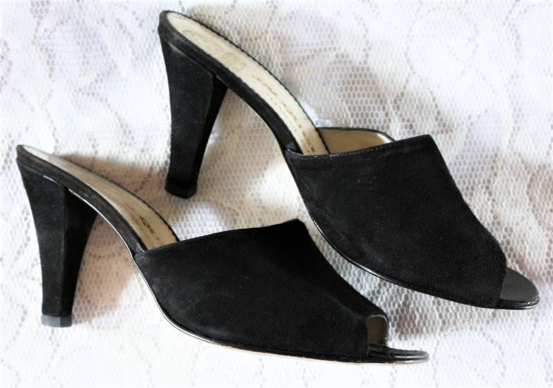 70Er 80Er Pantoletten Eu/De Gr. 39 Wildleder Slipper Peep Toe 9, 5cm Clogs True Vintage Mules Elegant Boho von myVINTAGEsoulandpain