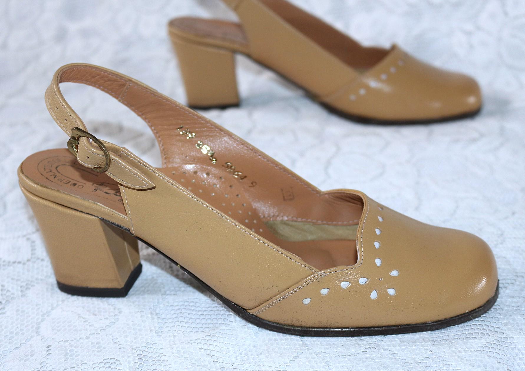 70Er Sandaletten Eu/De Gr. 38, 5 39 True Vintage Leder Gdr Boho Slingbacks Hippie Schuhe von myVINTAGEsoulandpain