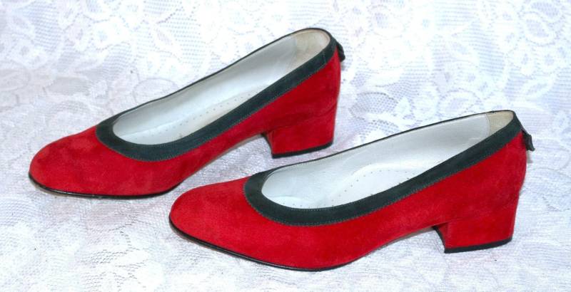 Trachten Pumps 80Er Schuhe Slipper Eu/De Gr.39 Rotes Wildleder Herzen Vintage Boho Trachtenschuhe von myVINTAGEsoulandpain