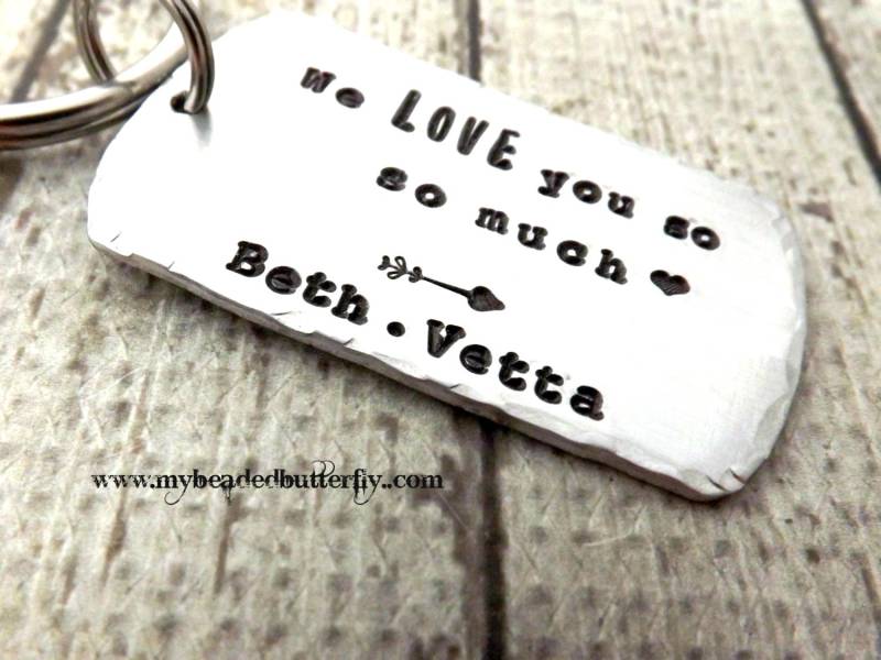 Hand Gestempelt Dad Keychain - Personalisierte Aluminium Vatertagsgeschenk von mybeadedbutterfly