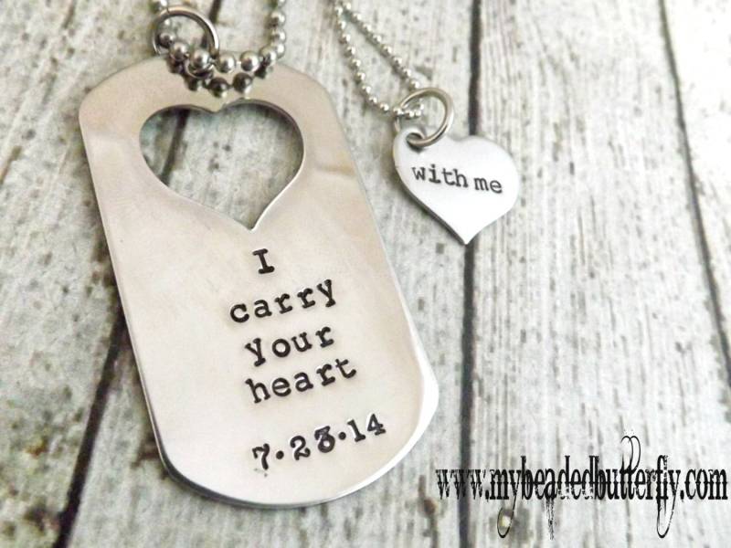 Ich Trage Dein Herz Bei Mir - Paare Halskette Set- Seine Und Ihre Halsketten- Einsatz Halskette- Personalisierte Männer Halskette-Jubiläumsgeschenk von mybeadedbutterfly