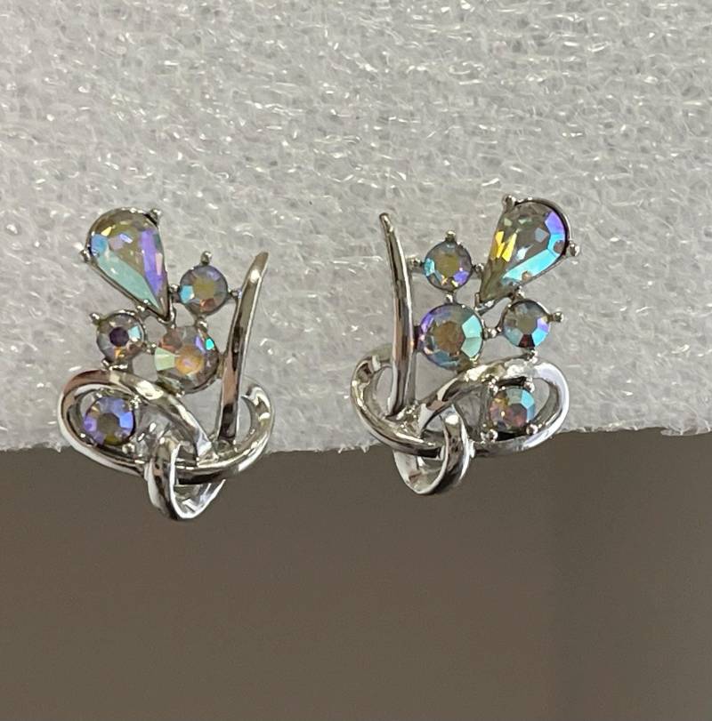 Coro Aurora Borealis Ohrclips Mit Strasssteinen. Silberfarben von mybliss2010