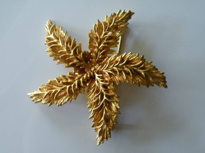 Hattie Carnegie Seestern Brosche Pin. Vergoldet Hattie Carnegie Seestern Brosche Pin. Vergoldet von mybliss2010
