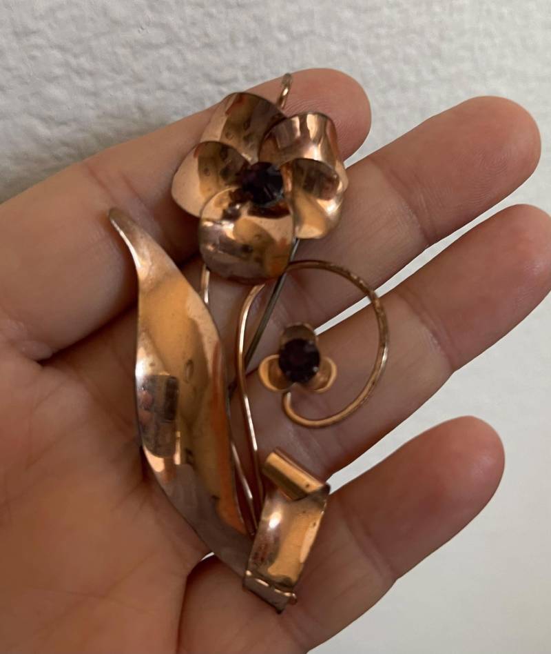 Jordan Sterling Silber Vergoldet, Lila Strass Blume Blumen Brosche. Stiefmütterchen Blüte Jordan Sterling Silber Vergoldet, Lila Strass Blume Blumen Brosche. Stiefmütterchen Blüte von mybliss2010