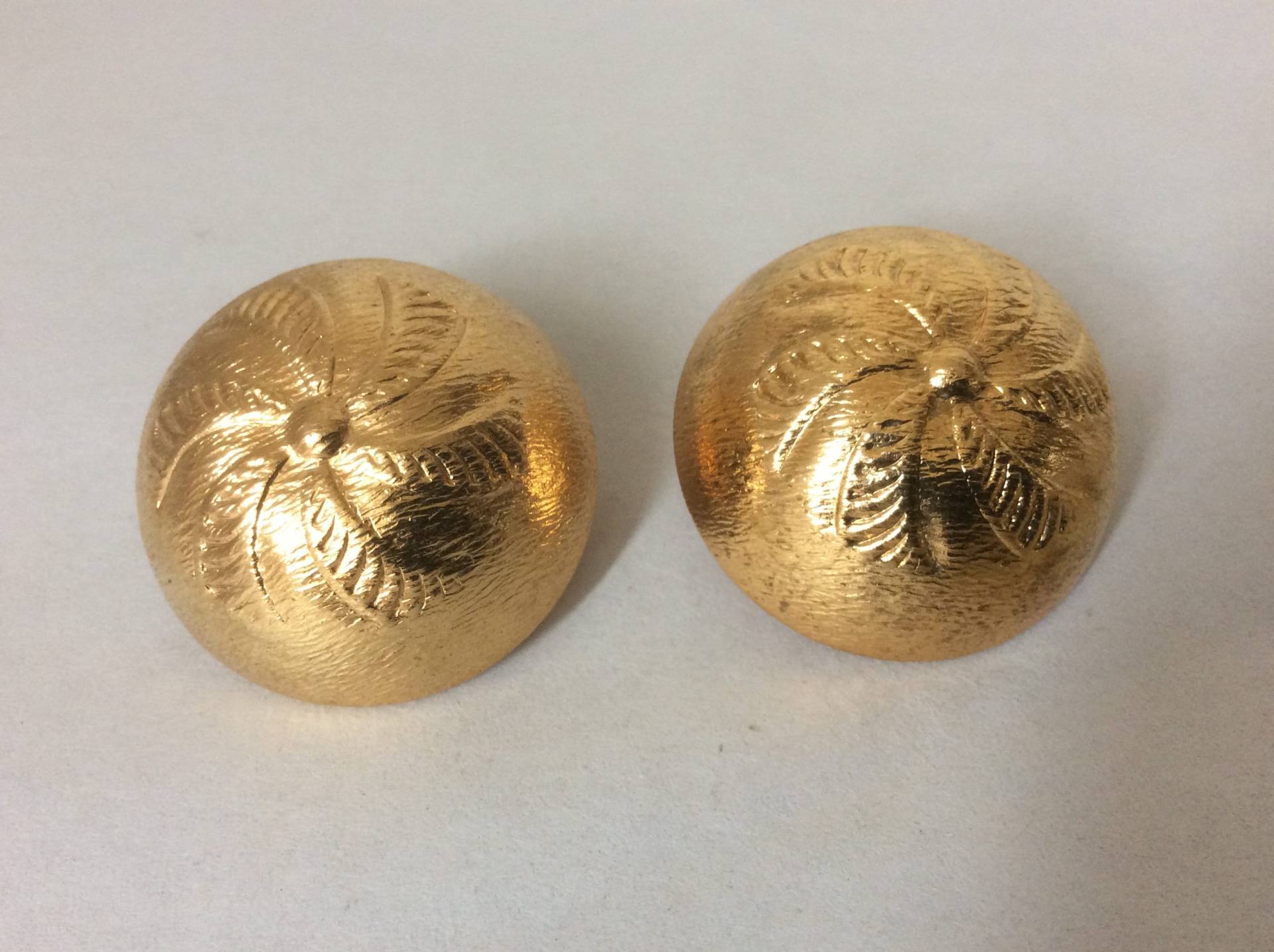 Vintage High Dome Swirl Flower Windrad Ohrclips von mybliss2010