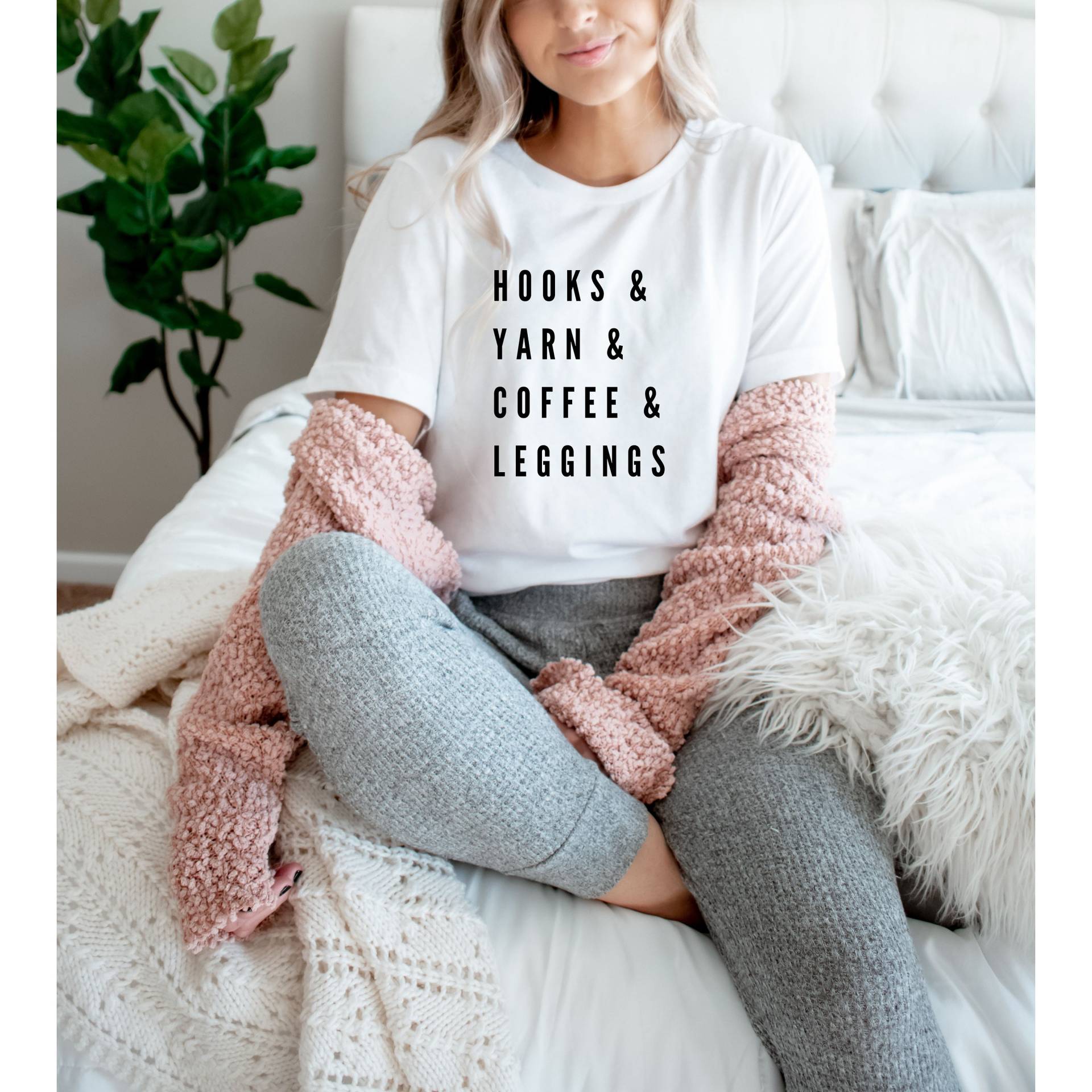 Haken, Garn, Kaffee, & Leggings, Häkelshirt von mydearknot