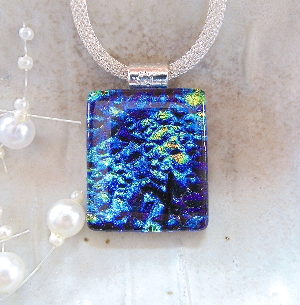 Blaue Halskette, Grün, Gold, Dichroic Glas Anhänger, Fusing Schmuck, Halskette Inklusive, A2 von myfusedglass