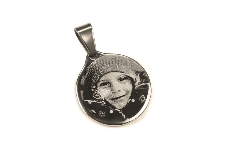 Schmuck Anhänger Rund 22 Mm Mit Foto Und Text Gravur Runder Graviert Andenken Erinnerung Schmuck Anhänger Rund 22 Mm Mit Foto Und Text Gravur Runder Graviert Andenken Erinnerung von mygravur