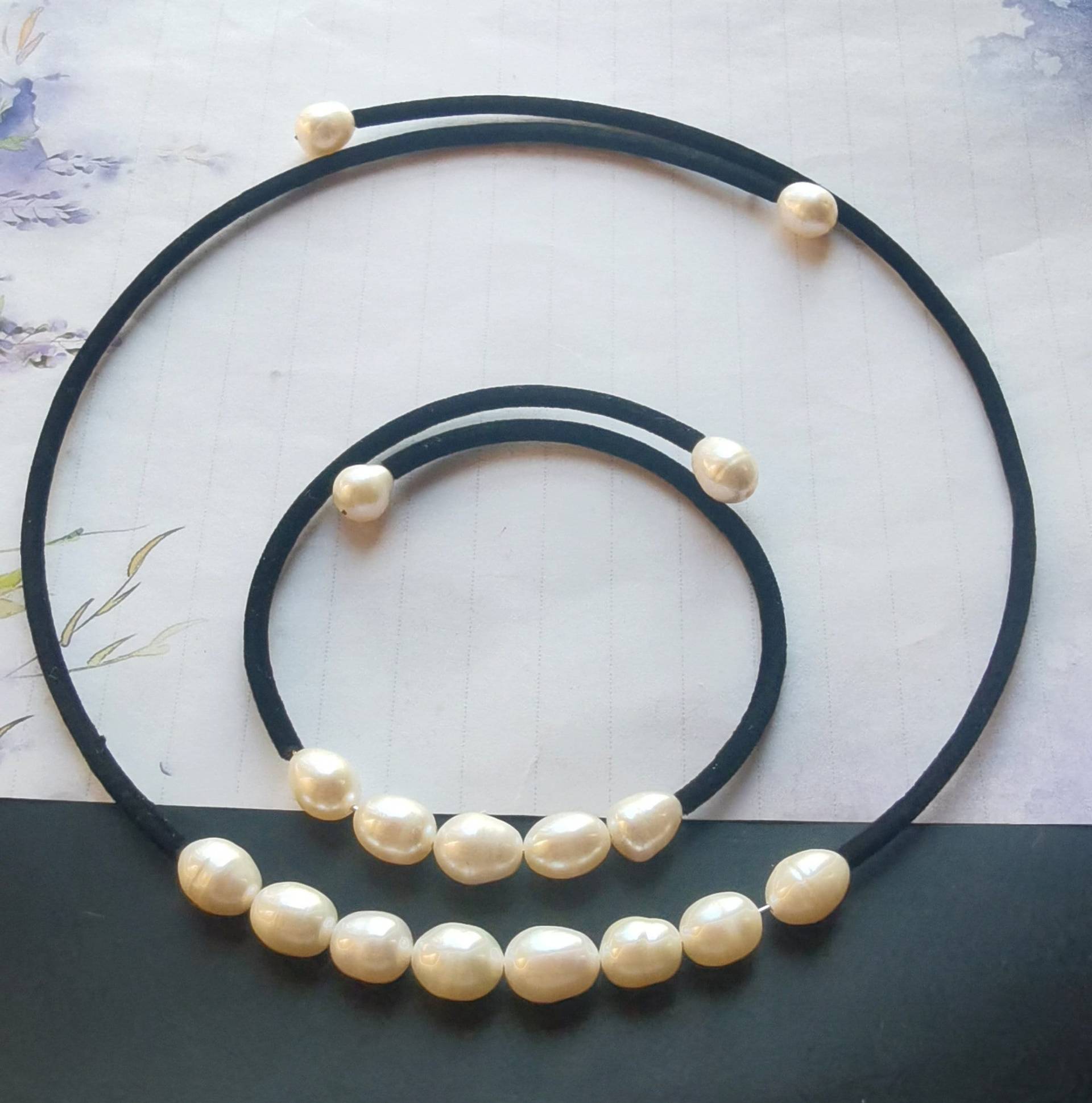 Weiß, Süßwasserperle, Edelstein Perlen Halskette Armband, Verstellbares Schwarzes Seil Armband, Frau, Mann, Mädchen Geschenk von myhandcrfs