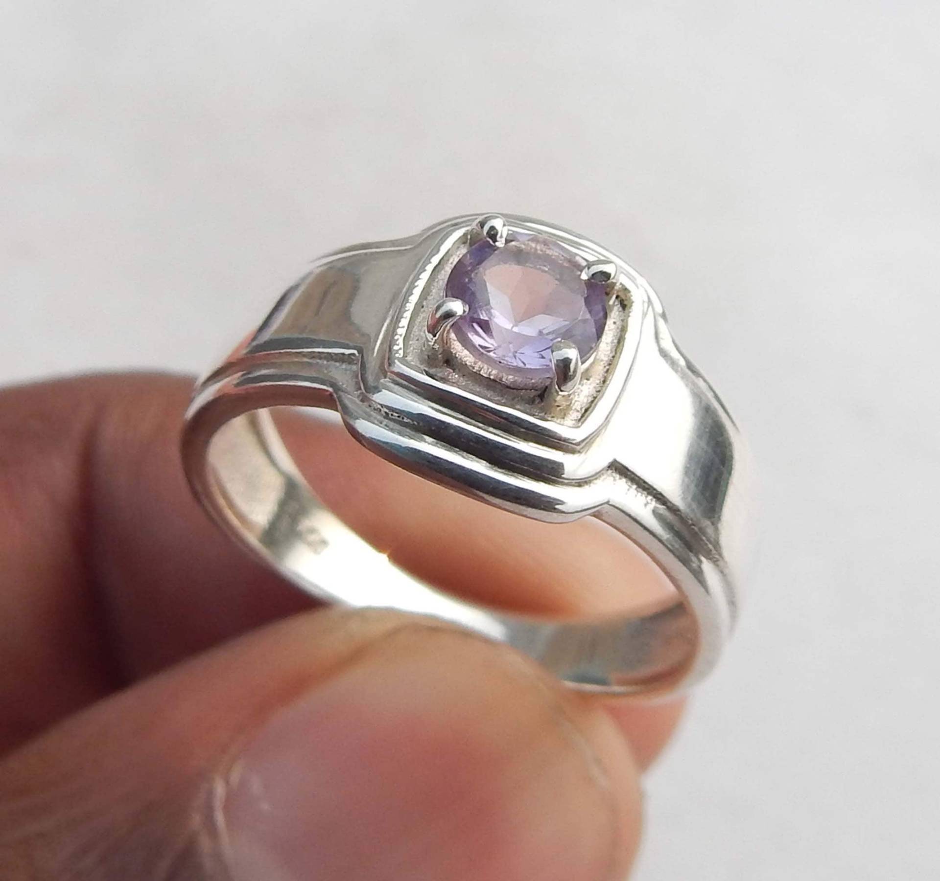 5mm Runde Form Facettierte Amethyst Stein Wunderschön Gefertigt 925 Sterling Silber Designer Ring, Aaa Grade Edelstein Ring Geschenk Für Das Neue von myhealingworld