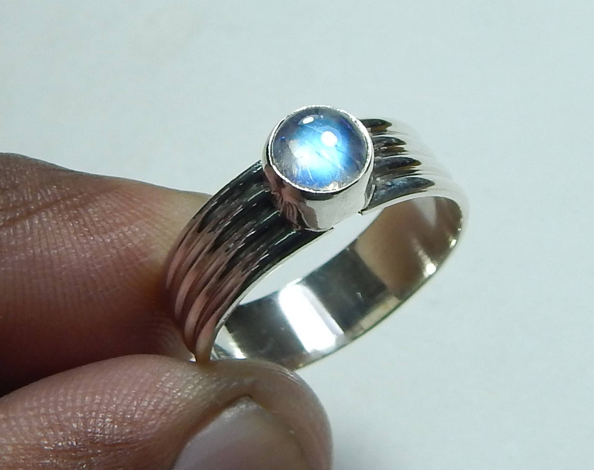 6mm Runde Form Natürliche Aaa Qualität Blue Fire Regenbogen Mondstein Designer Handgemachte 925 Sterling Silber Ring von myhealingworld