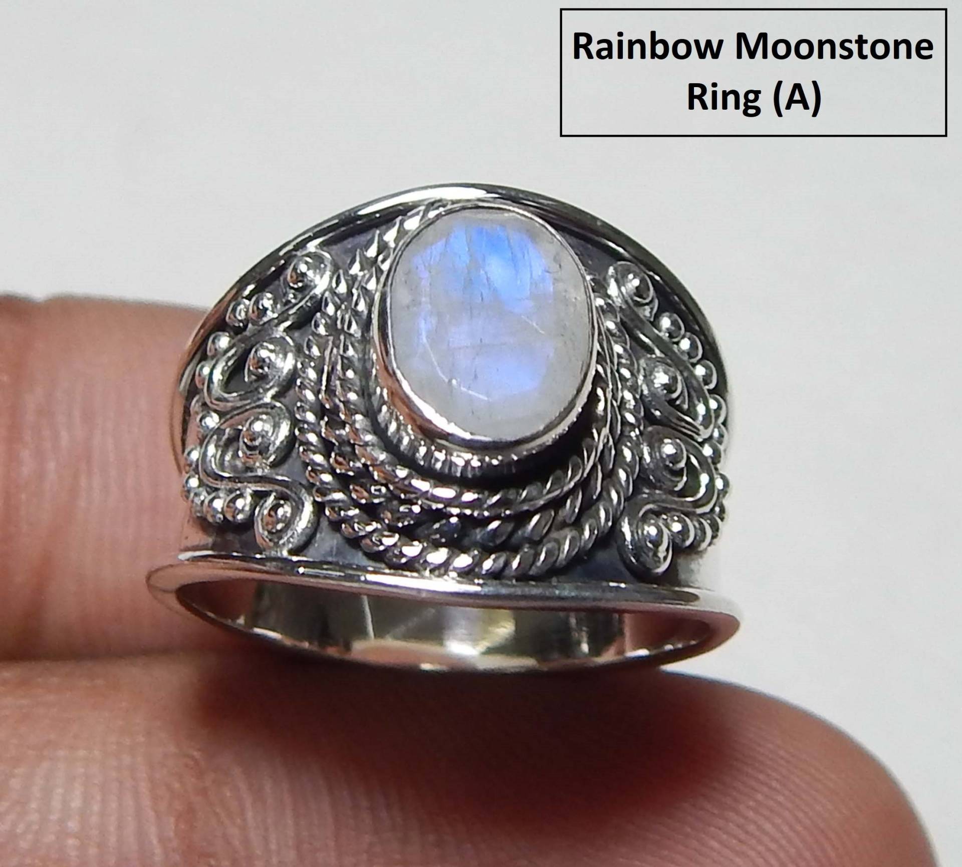 6x8mm Oval Form Facettierte Blaues Feuer Regenbogen Mondstein Ring, Handgemachte Designer Band Silber 925 Sterling Ring von myhealingworld