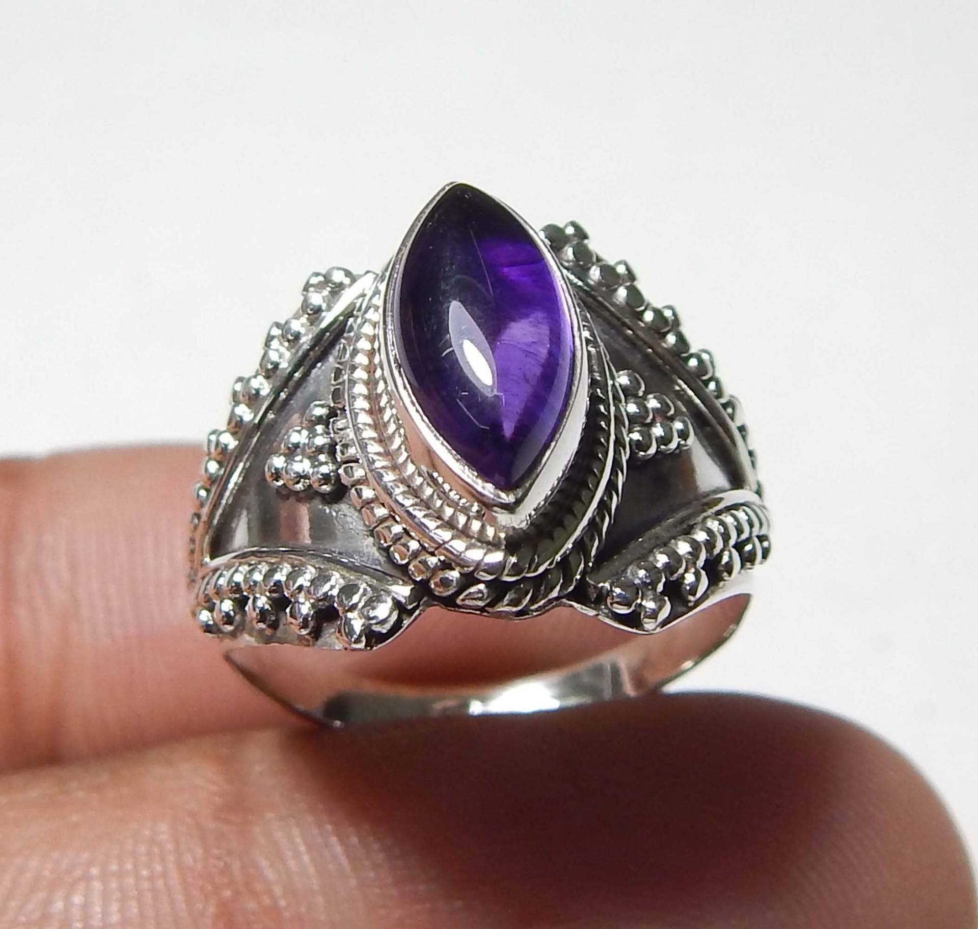 Cabochon Amethyst Ring, 5x10mm Marquise Form Edelstein 925 Sterling Silber Handgemachter Designer Ring Für Unisex von myhealingworld