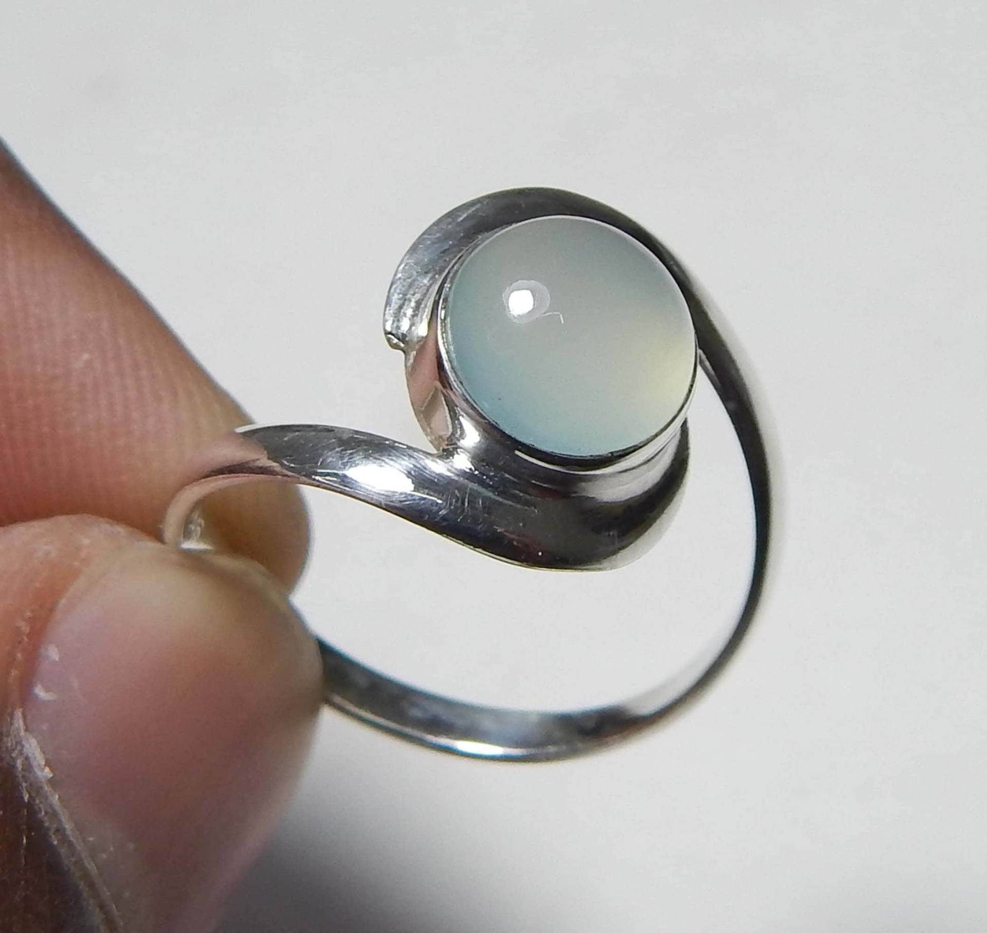 Chalcedon Ring, Rund 8mm Cabochon Super Design Unikat Ring von myhealingworld