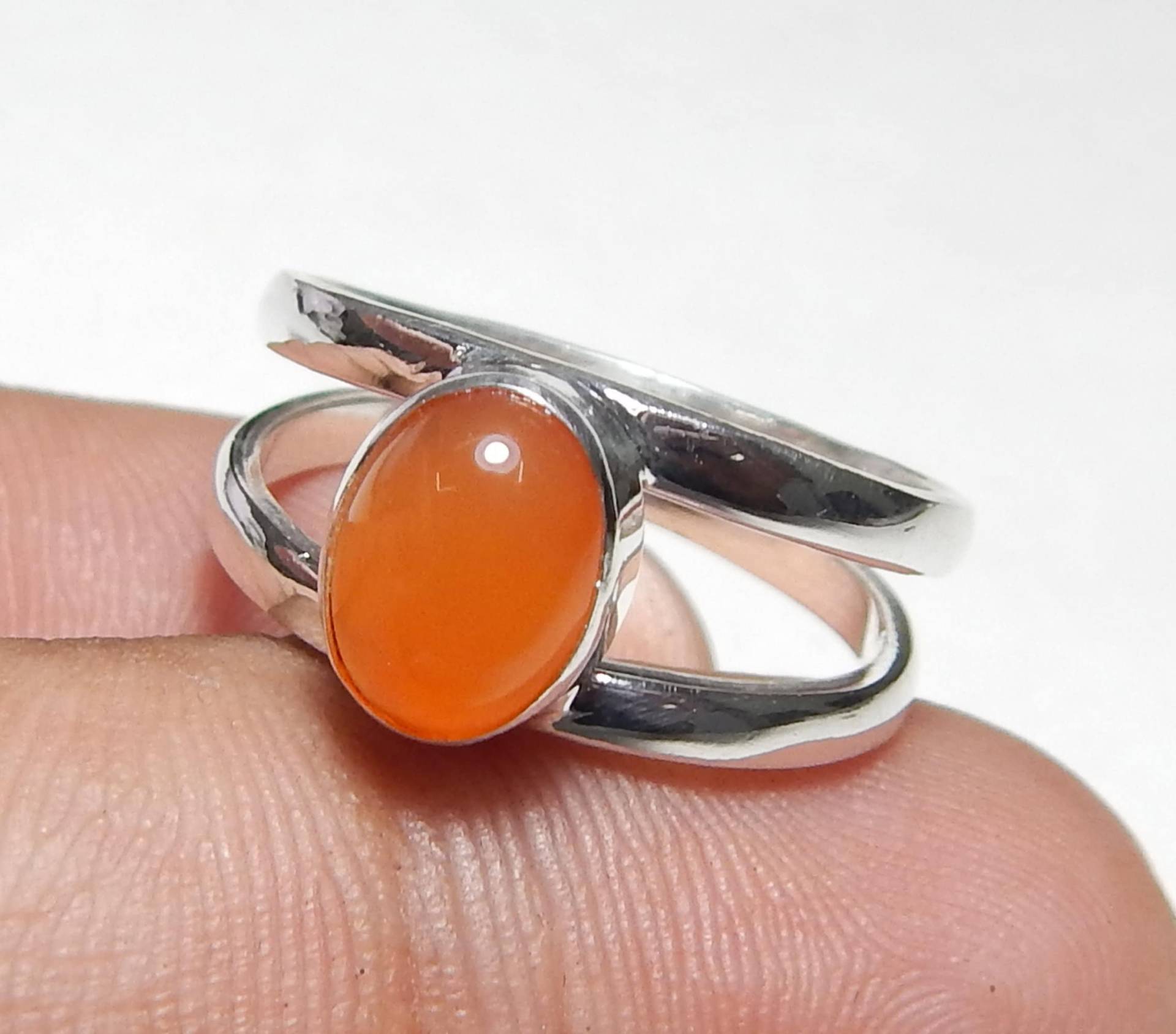 Karneol Ring, Natürlicher Ovaler Cabochon 6x8mm Ring. Größe 6.5 Us von myhealingworld