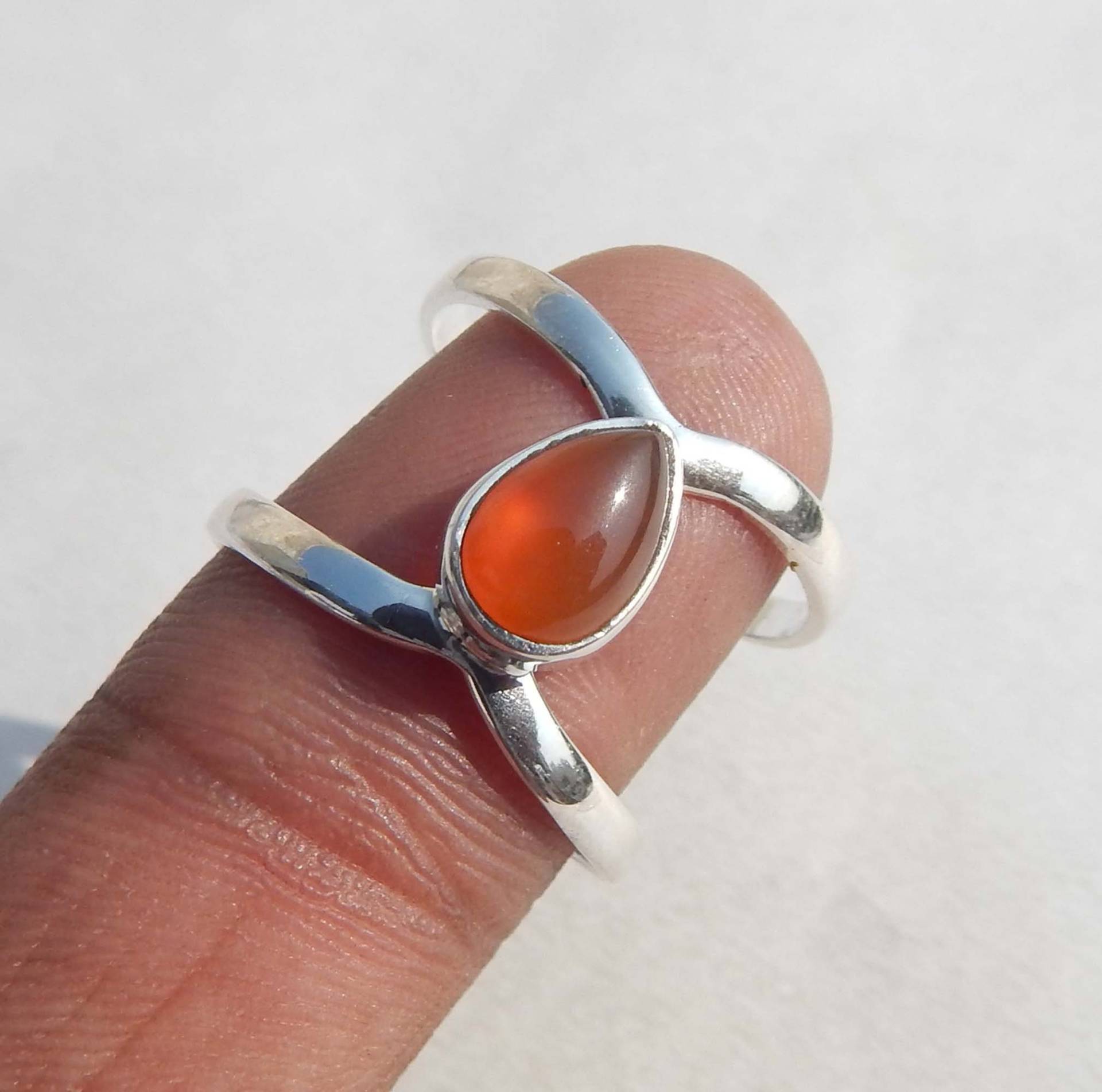 Natürliche 6x9mm Birne Form Cabochon Karneol Edelstein 925 Sterling Silber Handgemachte Designer Ring. Größe 8, 5 Us von myhealingworld