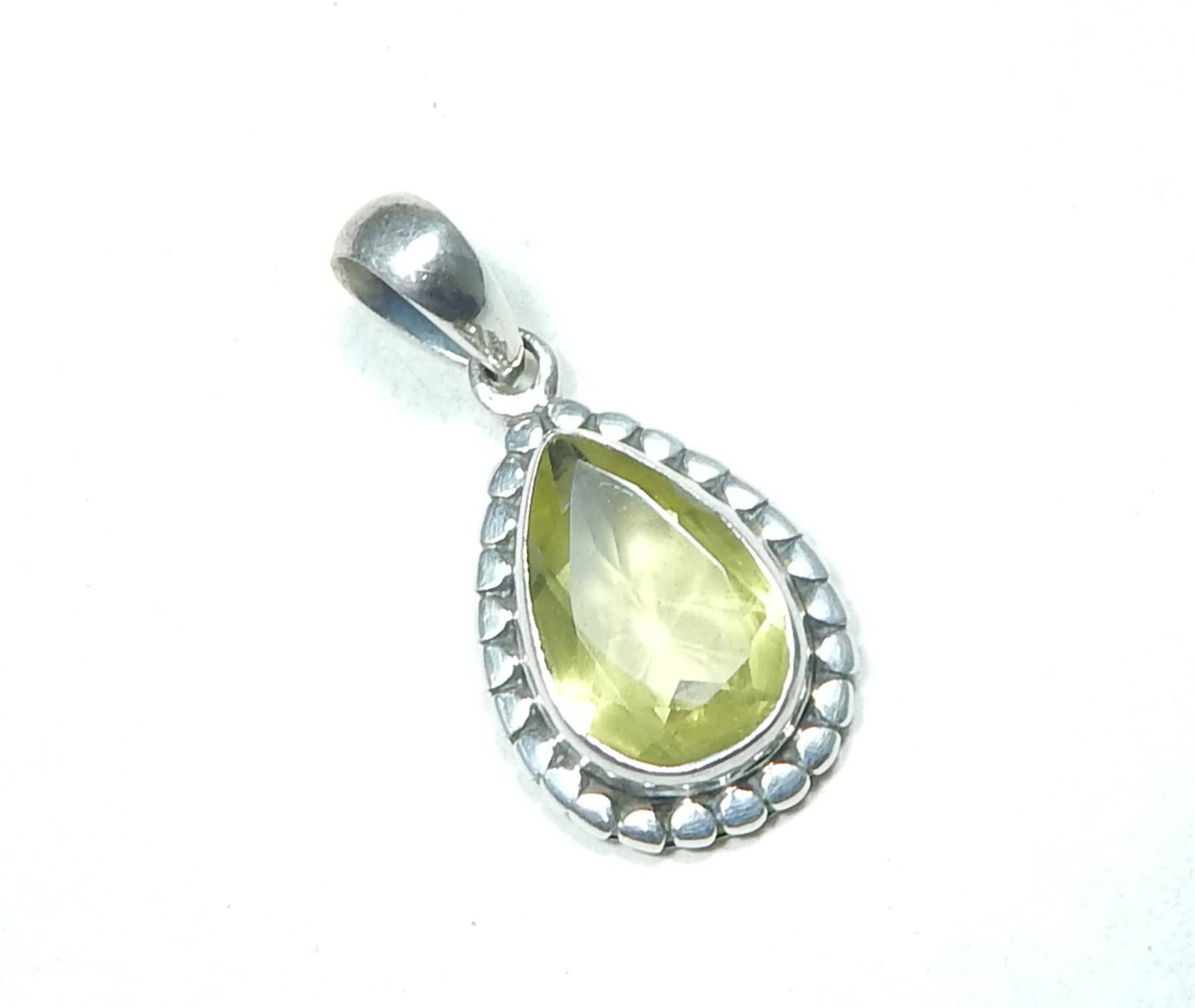 Natürliche Birne Form 8x12mm Facettiert Peridot Edelstein 925 Sterling Silber Designer Tiny Size Anhänger. Superleichter von myhealingworld