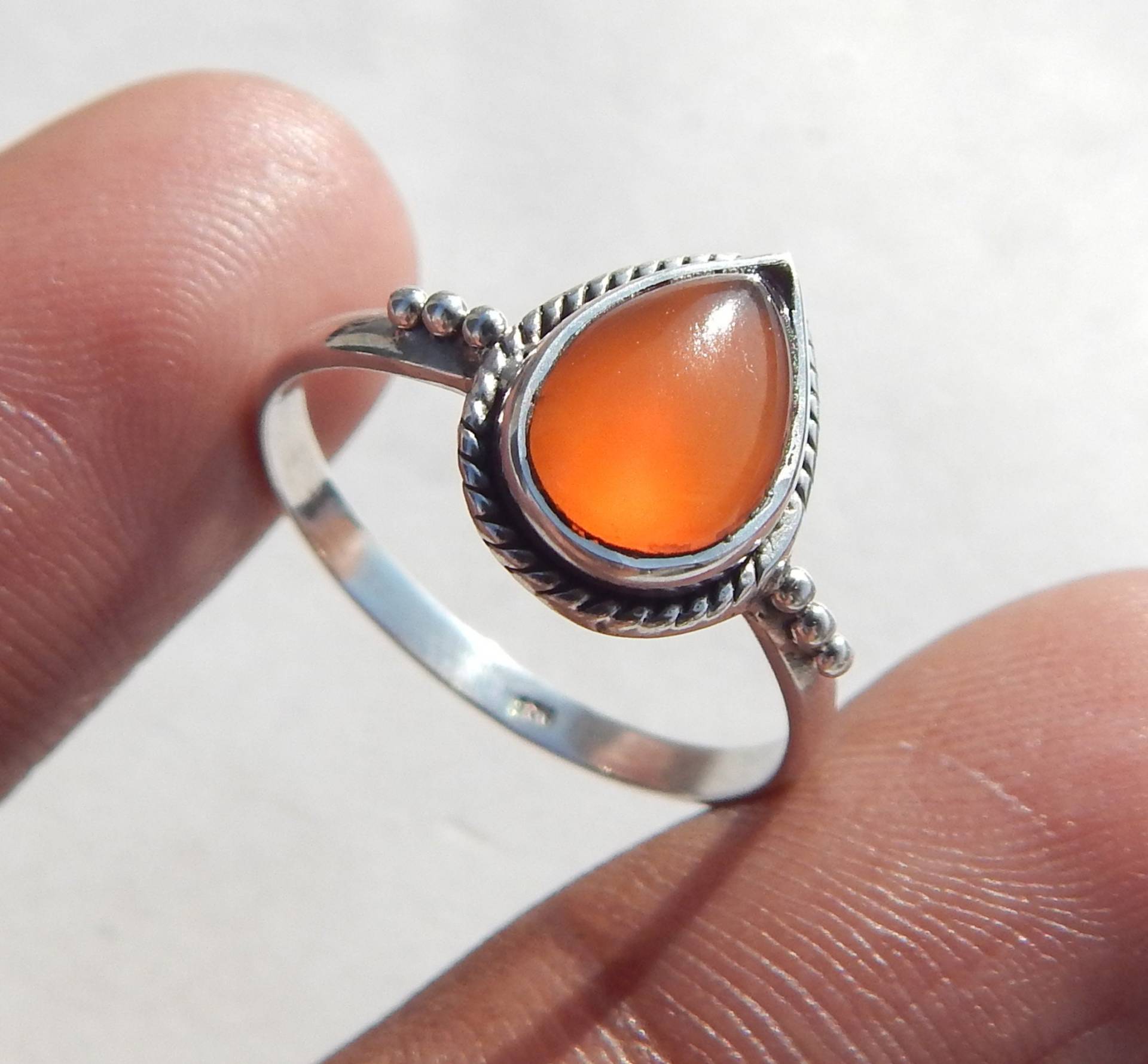 Natürliche Birnenform Cabochon Karneol Stein 925 Sterling Silber Handgemachte Design Licht Gewicht Ring von myhealingworld