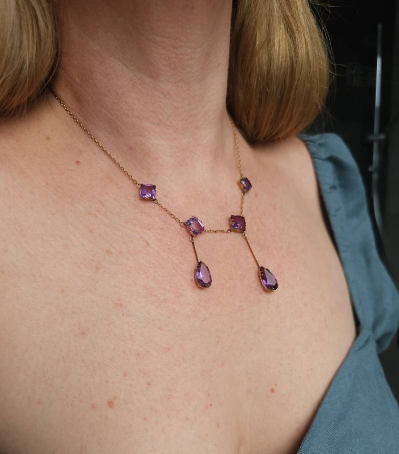 Antike Goldene Halskette Mit Natürlichem Amethyst Edwardian Negligee Hold 9 Ct English Hallmarks Gold 375. Amethyst Anhänger von myoldvintage