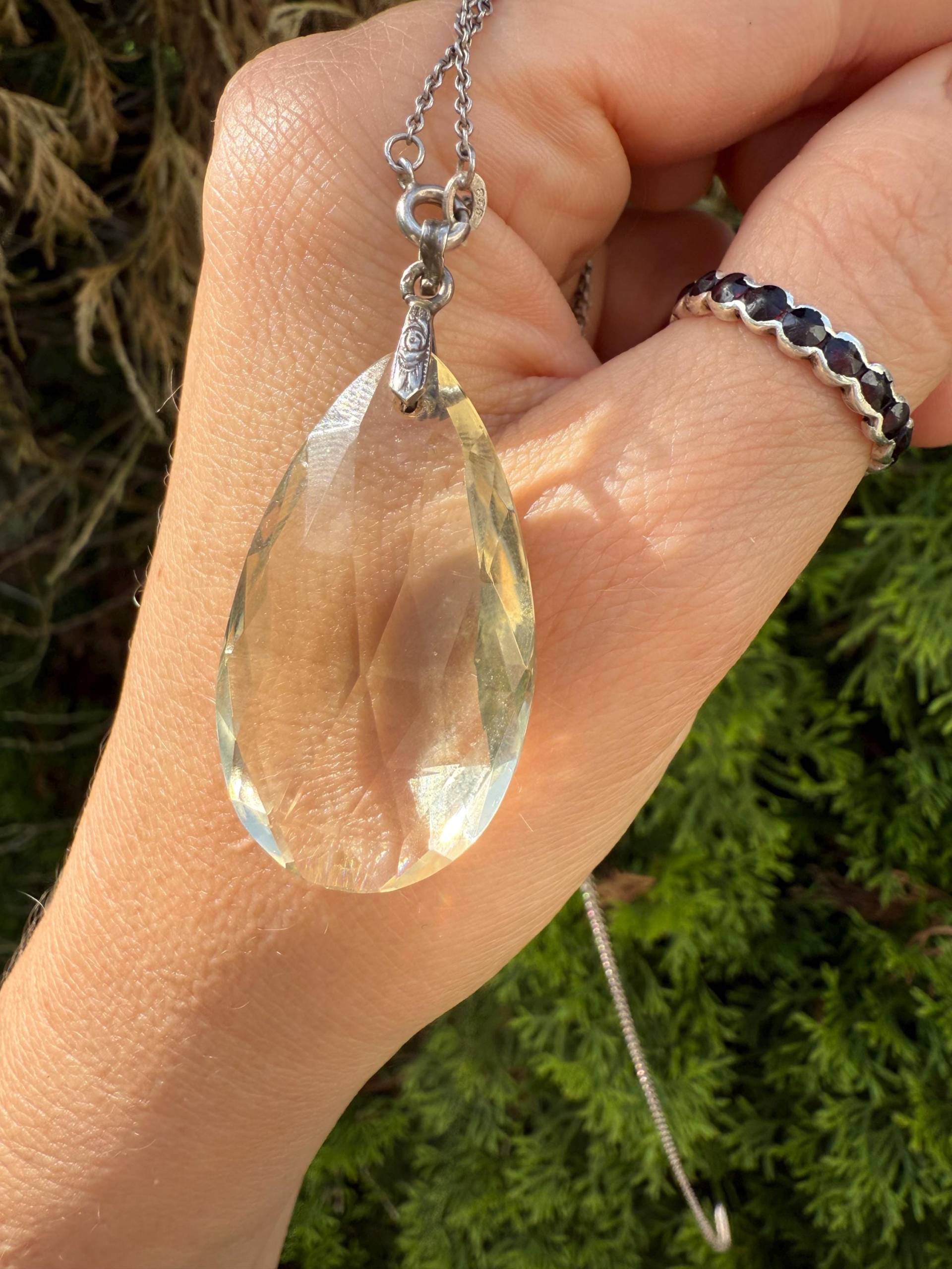 Art Deco Antik Natur Citrin 55Ct Silber Anhänger Teardrop Deutscher Schmuck Vintage Statement Halskette Pear Drop Art Deco Antik Natur Citrin 55Ct Silber Anhänger Teardrop Deutscher Schmuck Vintage Statement Halskette Pear Drop von myoldvintage