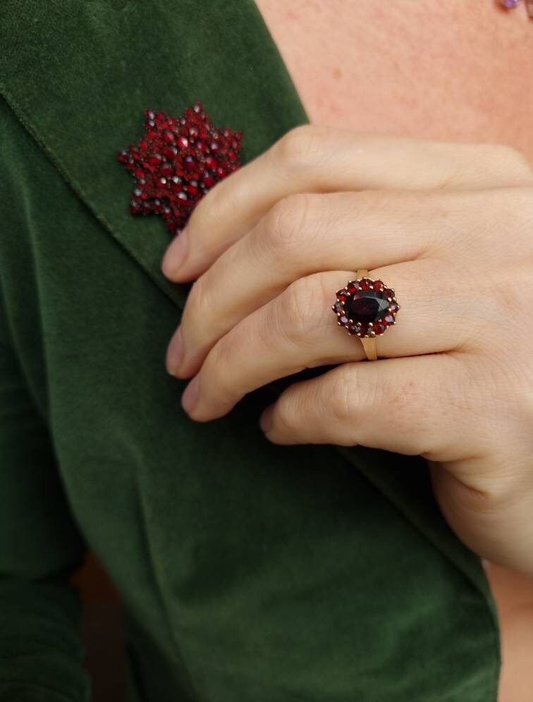 Vintage Ring Rosenschliff Steine 333 Gold Boho Granat American Größe 6 von myoldvintage