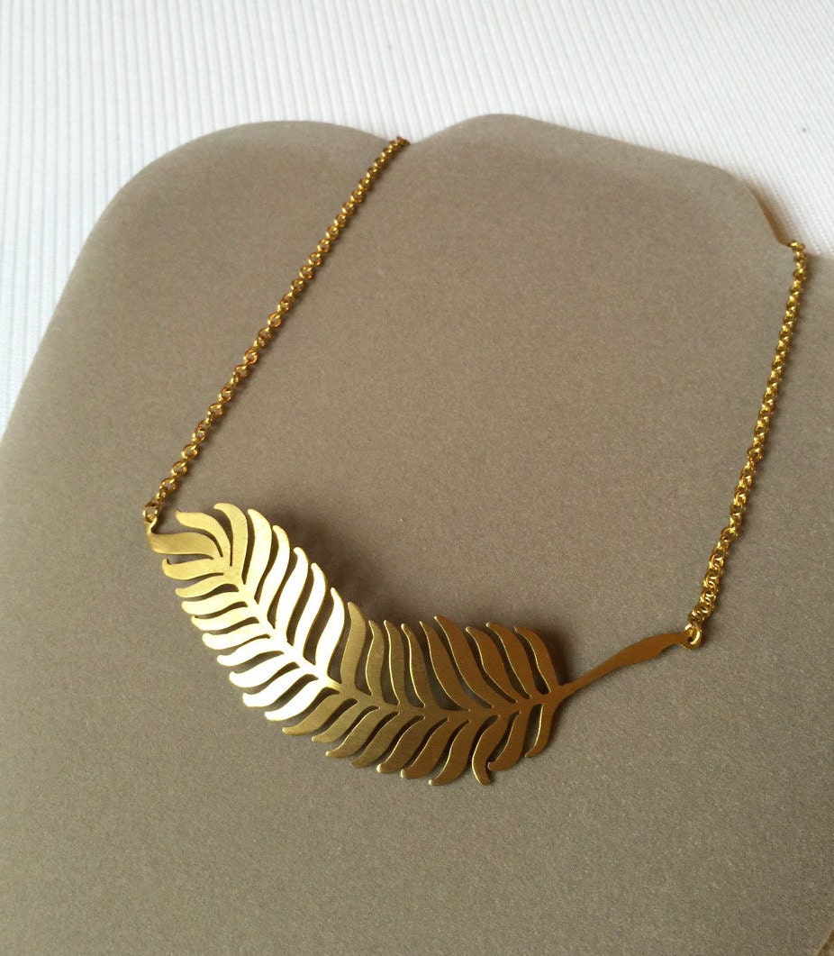 Feder-Halskette, Messing-Halskette, Naturschmuck, Gold Feder-statement-Halskette Feder-Halskette, Messing-Halskette, Naturschmuck, Gold Feder-statement-Halskette von mypurplebasket