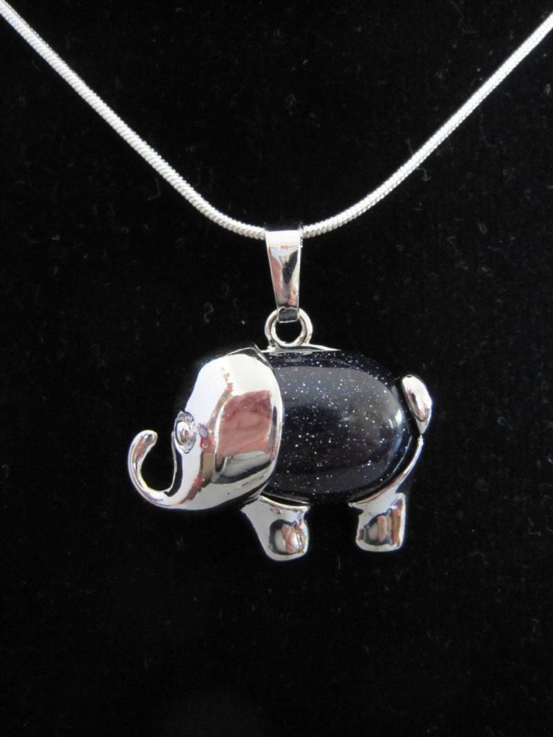 Fun Blue Goldstone Elefant Anhänger Mit Gratis 925 Gestempelter Silberkette. Sieht Aus Wie Die Sterne Kostenloser Versand in Den Usa. Lustiges von myrockaddiction