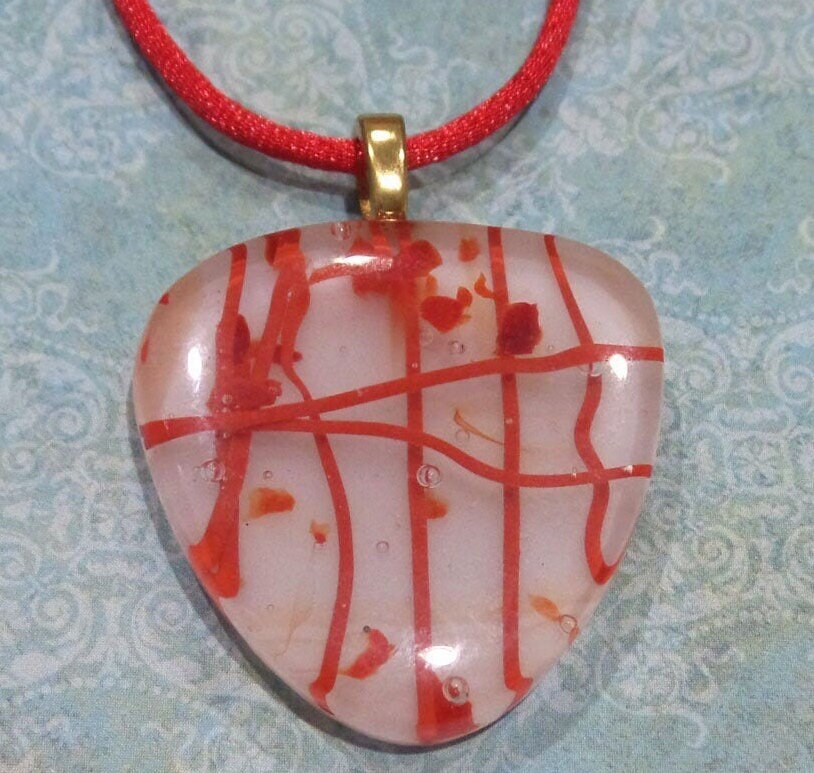 Rot Und Weißer Anhänger, Valentine Geschmolzener Glas Versandfertig, Rot Weiß Geschmolzenes Schmuck, Omega Objektträger - Puzzle von mysassyglass