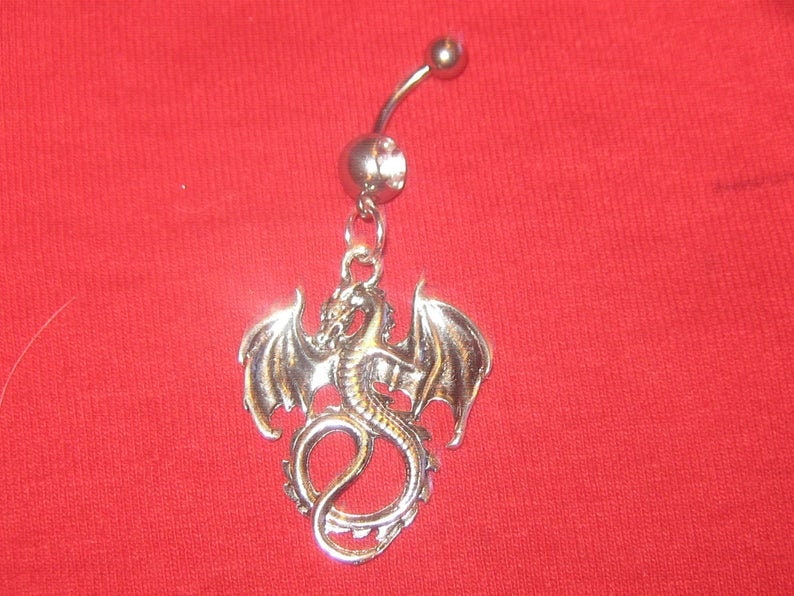 Drachen Bauch Ring Silber Tone 14 Gauge Cz Drachen Bauch Ring Silber Tone 14 Gauge Cz von mysticalserina
