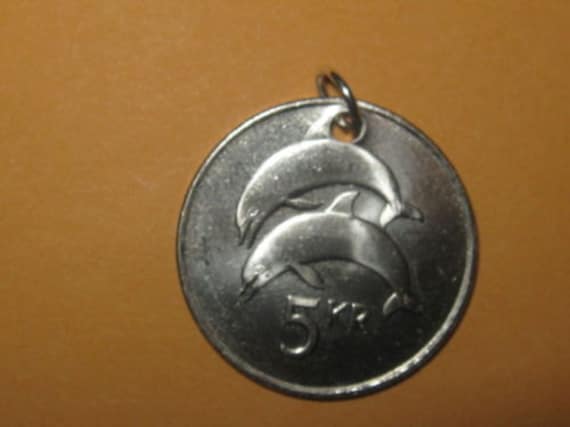 Echte Island Double Delfin Münze Anhänger Halskette Echte Island Double Delfin Münze Anhänger Halskette von mysticalserina