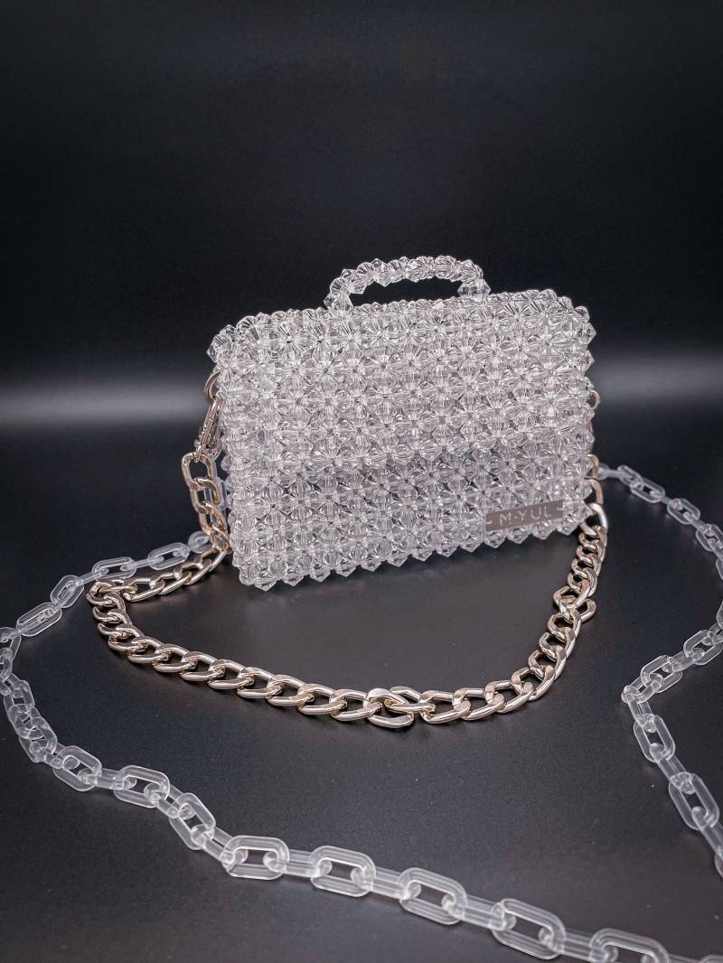 Handmade Tasche Aus Acryl Perlen von myulatelier