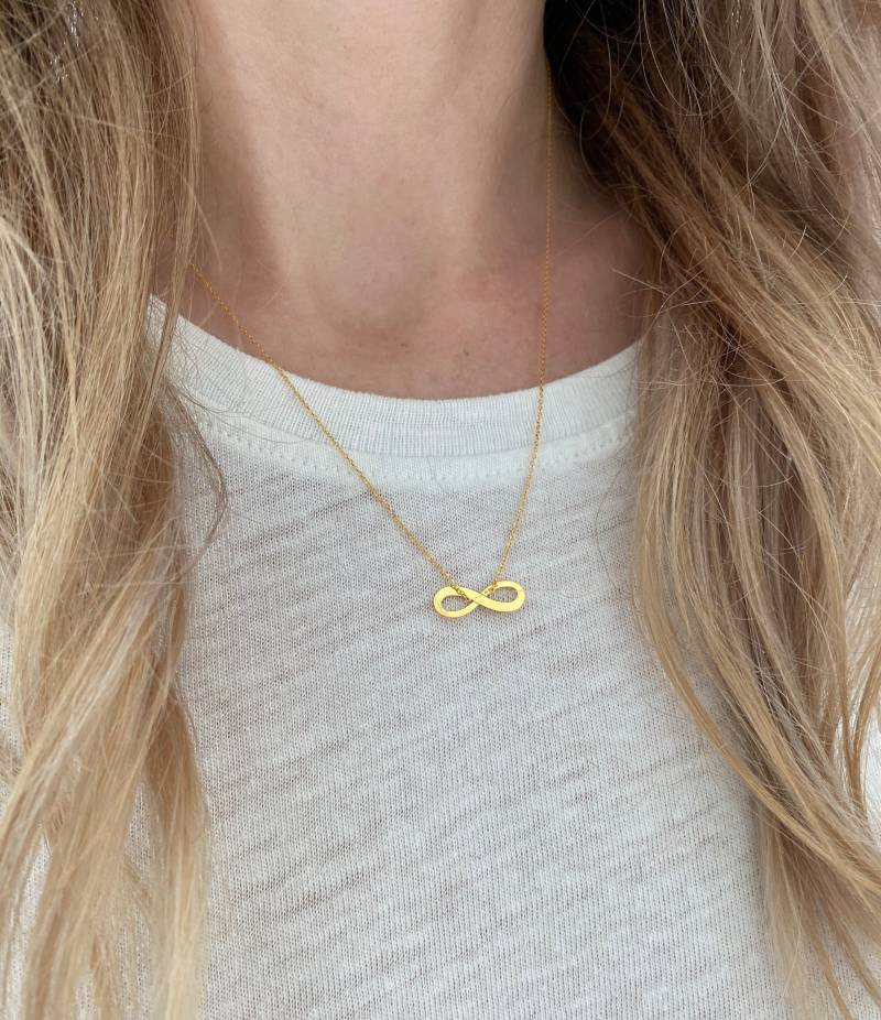Zarte Kette 585 Gold 14K + Infinity Anhänger Echtschmuck Echtgold Gliederkette Gelbgold Filigran von myvenajwls