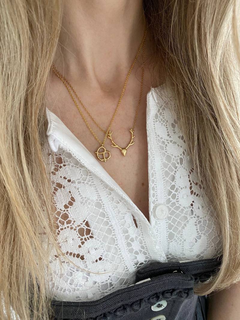 Hirsch Hirschkopf Hirschgeweih Anhänger Kette Vergoldet Halskette Trachtenschmuck Dirndlkette von myvenastuff